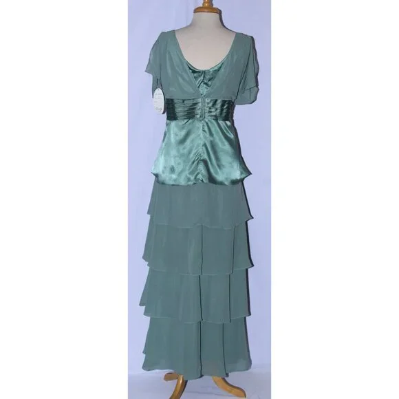 Cindy USA #1104 Chiffon and Satin Mother of the Bride-Size 4X-SEA GREEN-NWTags - Picture 2 of 5